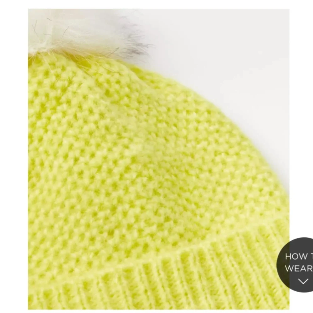 NWT LOFT Stitchy Pom Pom Beanie - Glowing‎ Lime